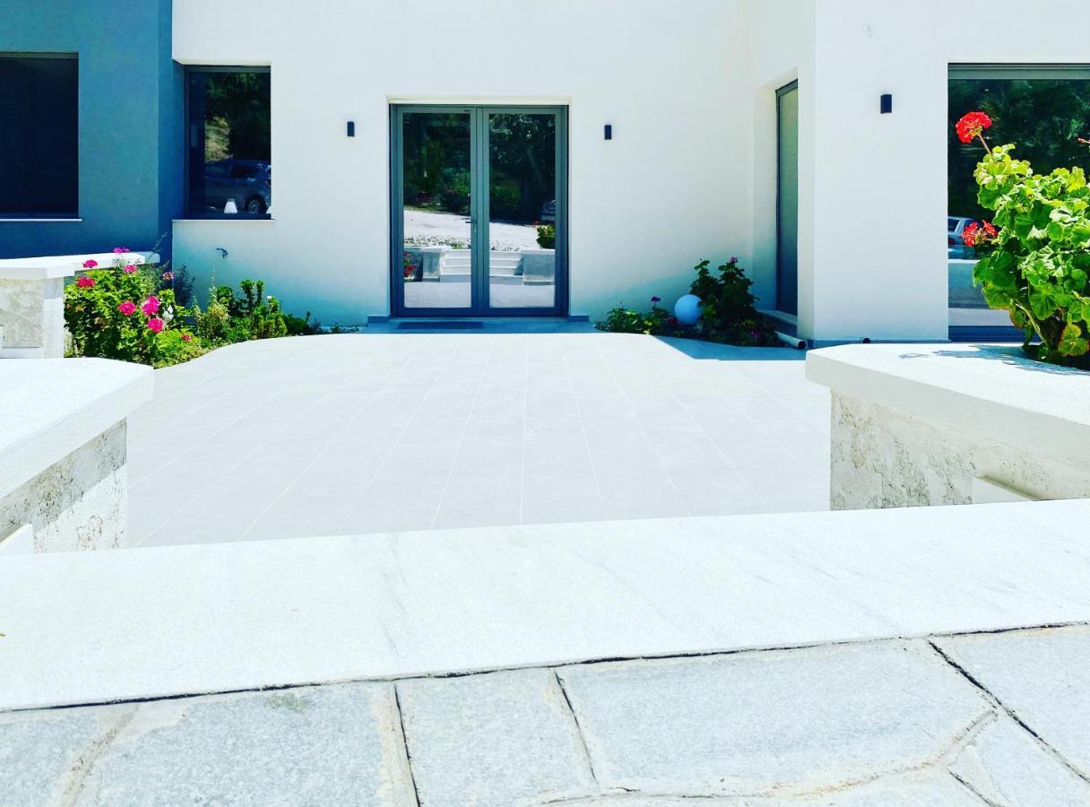 Alexandrina Apartment Mola Kalyva Luaran gambar