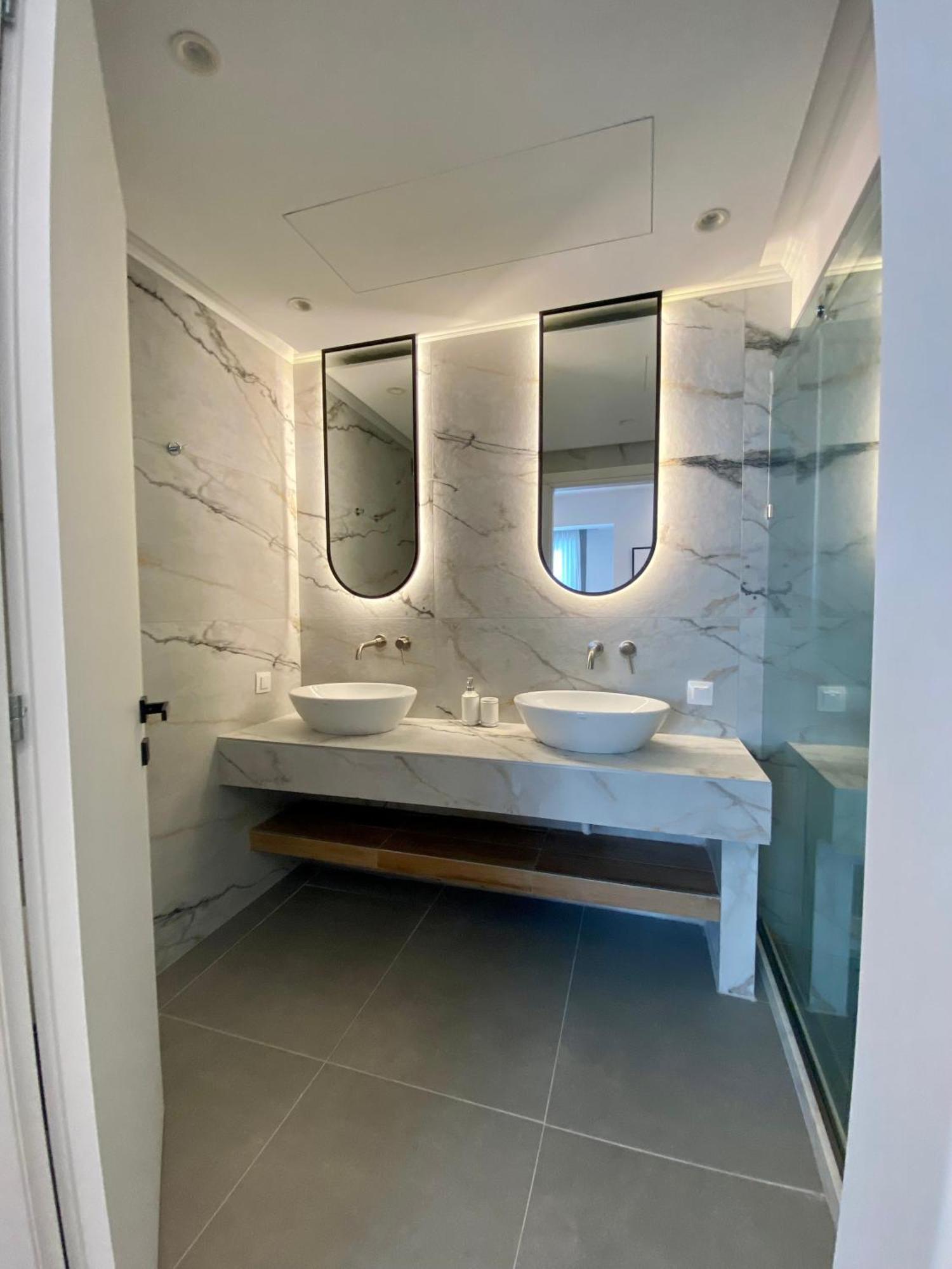 Alexandrina Apartment Mola Kalyva Bilik gambar