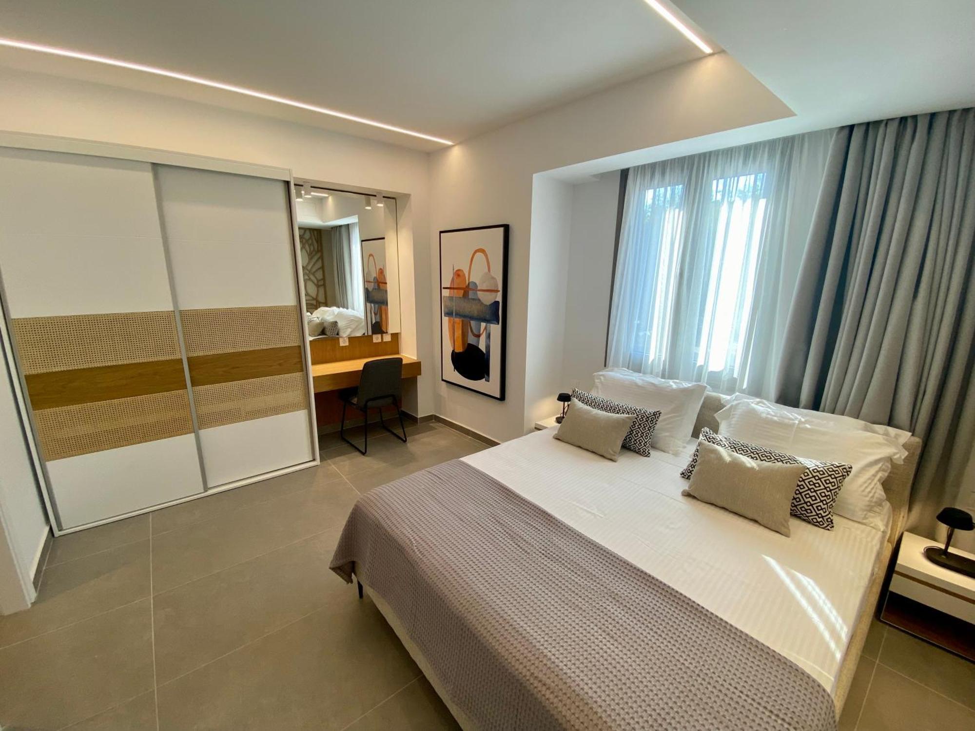 Alexandrina Apartment Mola Kalyva Bilik gambar
